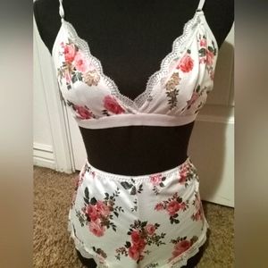 Super cute floral print lingerie